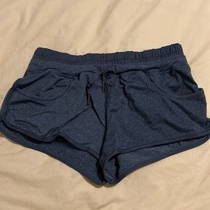 Lululemon very short short size 6